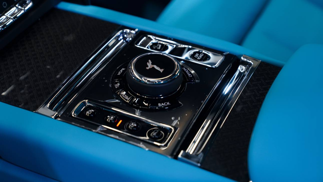 Rolls-Royce Cullinan - Black Badge - 2026 - Thahab Motors Luxury Car Dealership Dubai