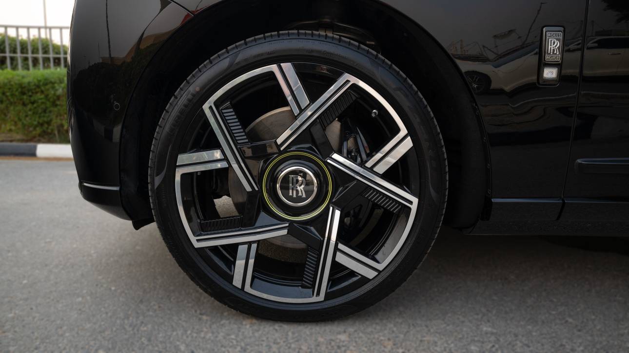 Rolls-Royce Cullinan - Black Badge - 2026 - Thahab Motors Luxury Car Dealership Dubai