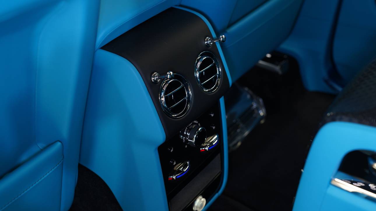 Rolls-Royce Cullinan - Black Badge - 2026 - Thahab Motors Luxury Car Dealership Dubai