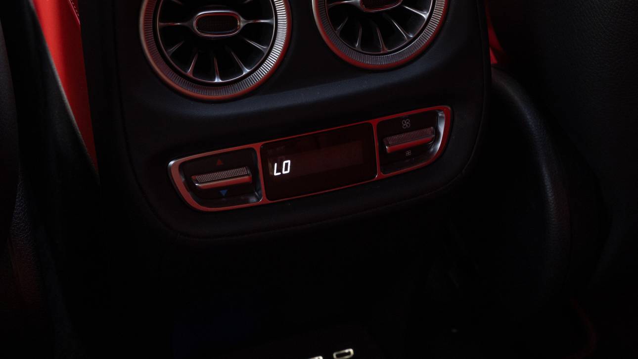 Mercedes-Benz G-Class G 63 AMG - 2025 - Thahab Motors Luxury Car Dealership Dubai (17)